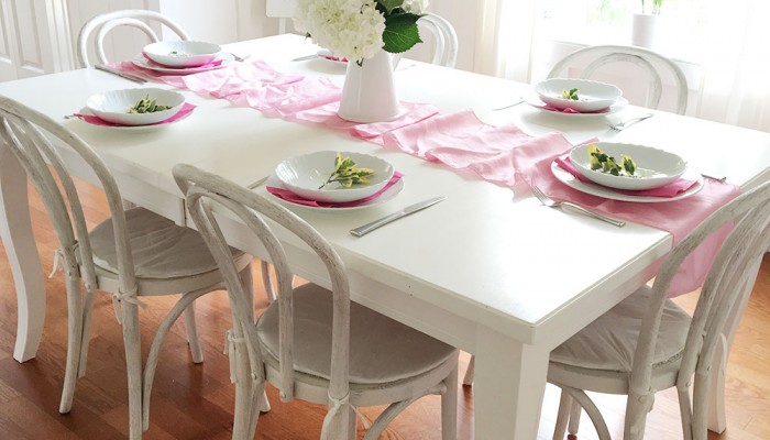 Minimal Easter Tablesetting | Pink Tablesetting | Ashlee Proffitt